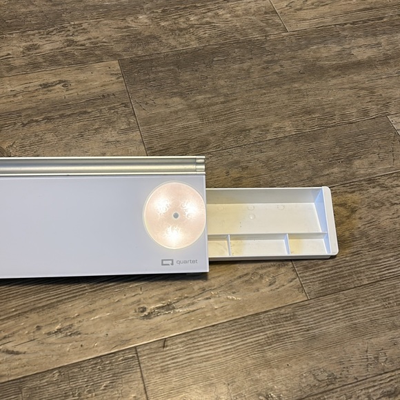 dry erase - Picture 2 of 3